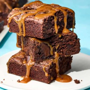 Caramel drizzled brownies