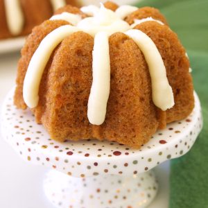 🥕 Mini Carrot Bundt Cake